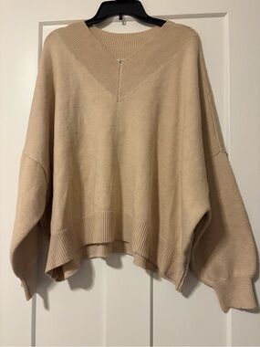 Robert Rodriguez Cream V-Neck Oversized Sweater